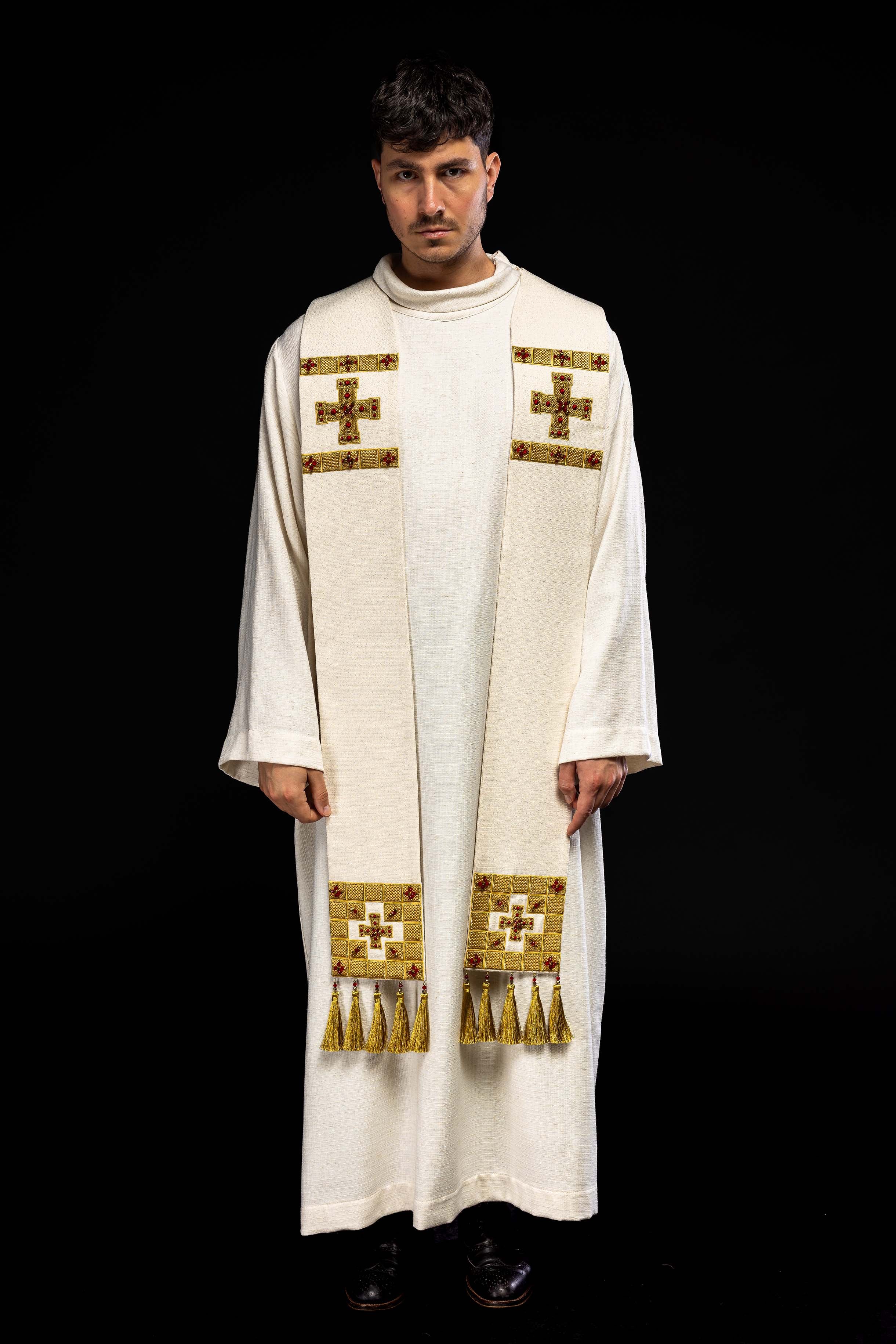 Estola feita à mão com pedras naturais Feito à mão 2011