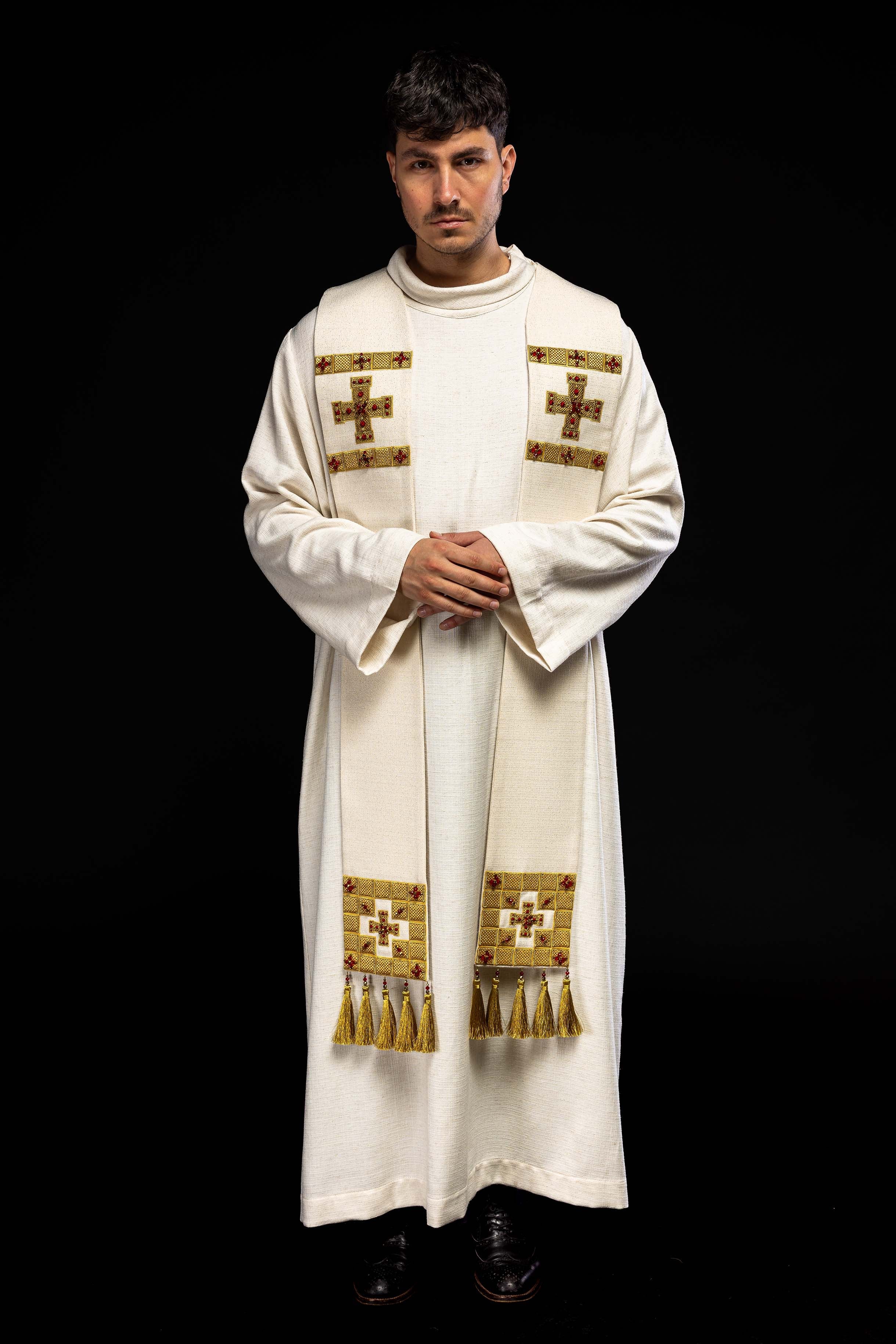 Estola feita à mão com pedras naturais Feito à mão 2011