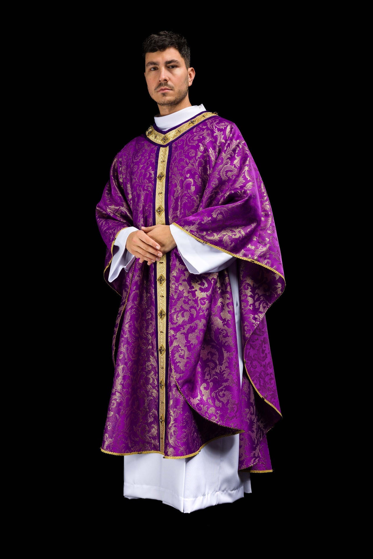 Casulla hecha a mano con piedras naturales — Handmade 7003