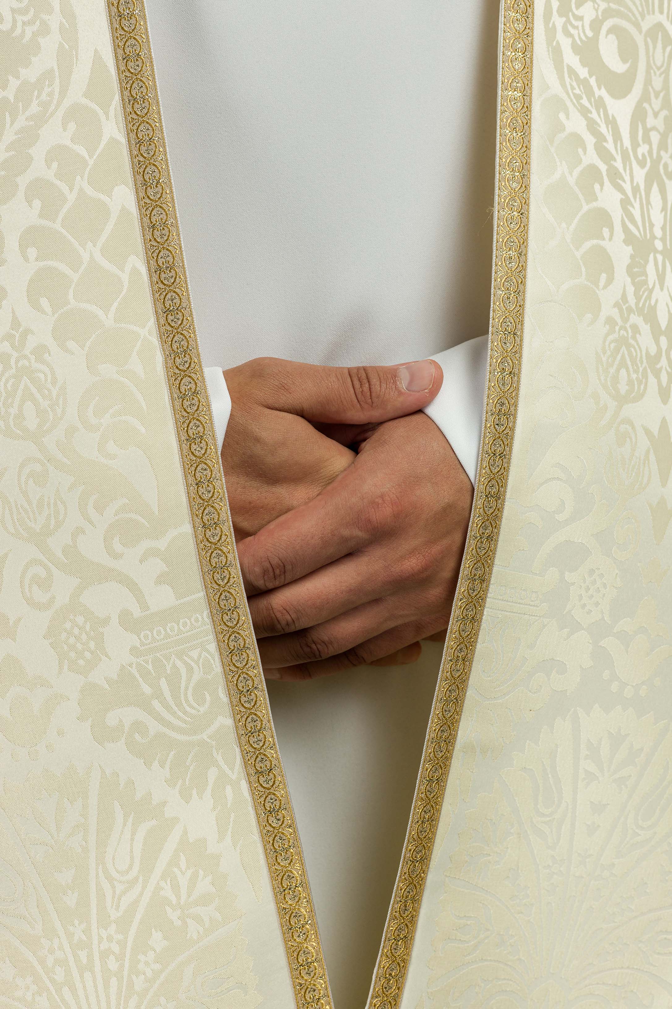 Capa romana jacquard cru suave