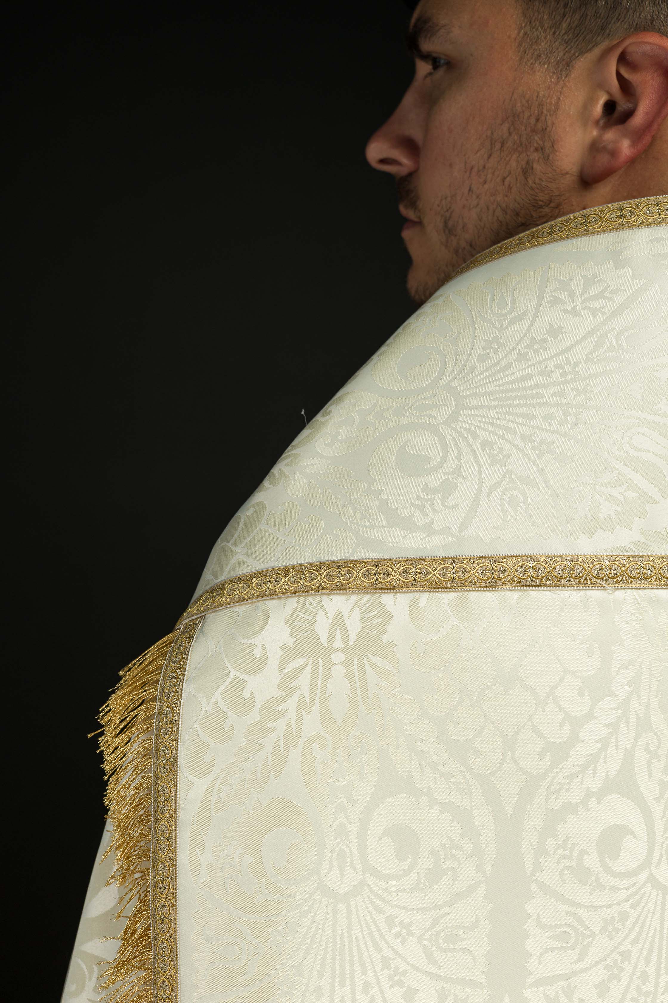 Capa romana jacquard cru suave