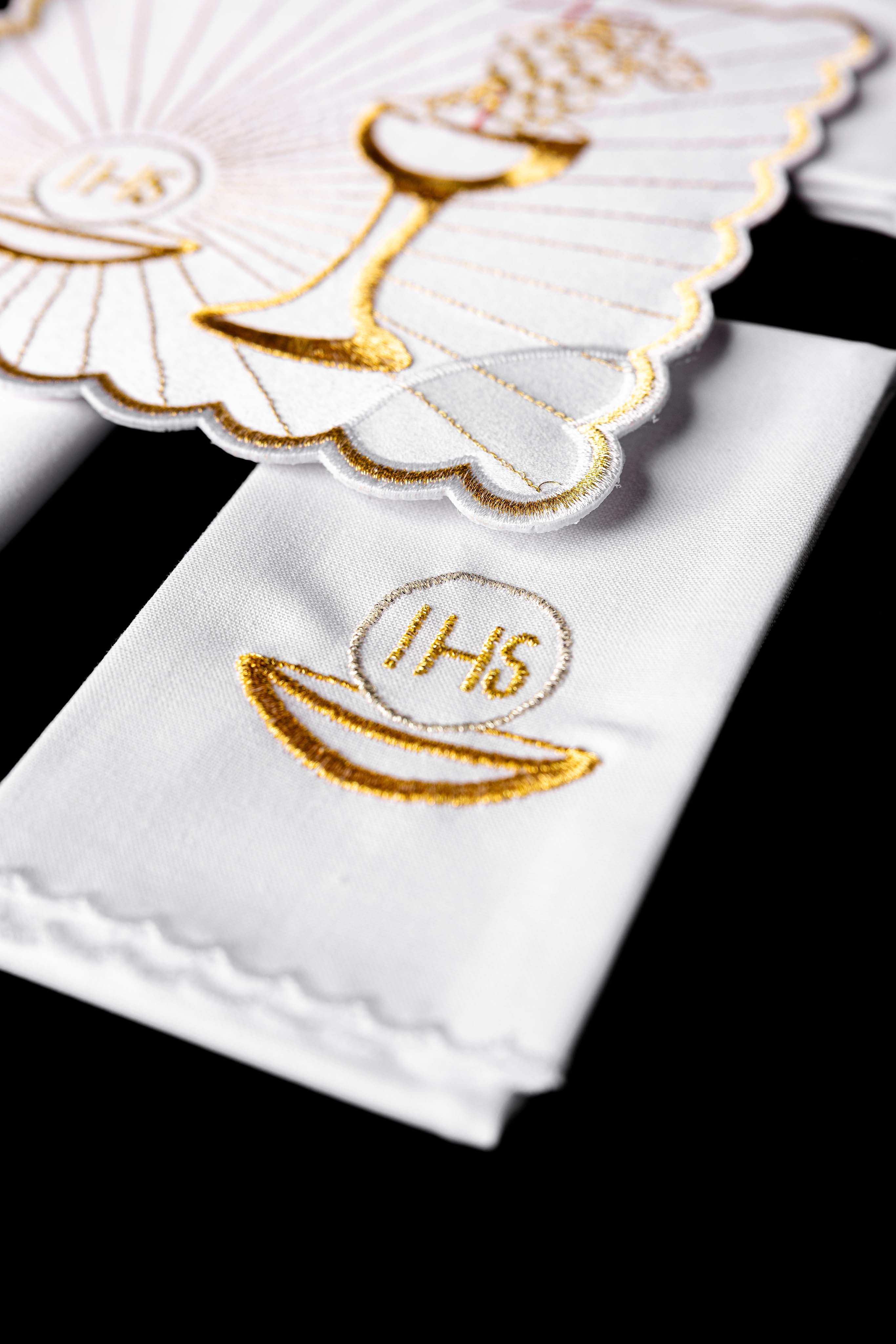 Conjunto de altar com bordado eucarístico