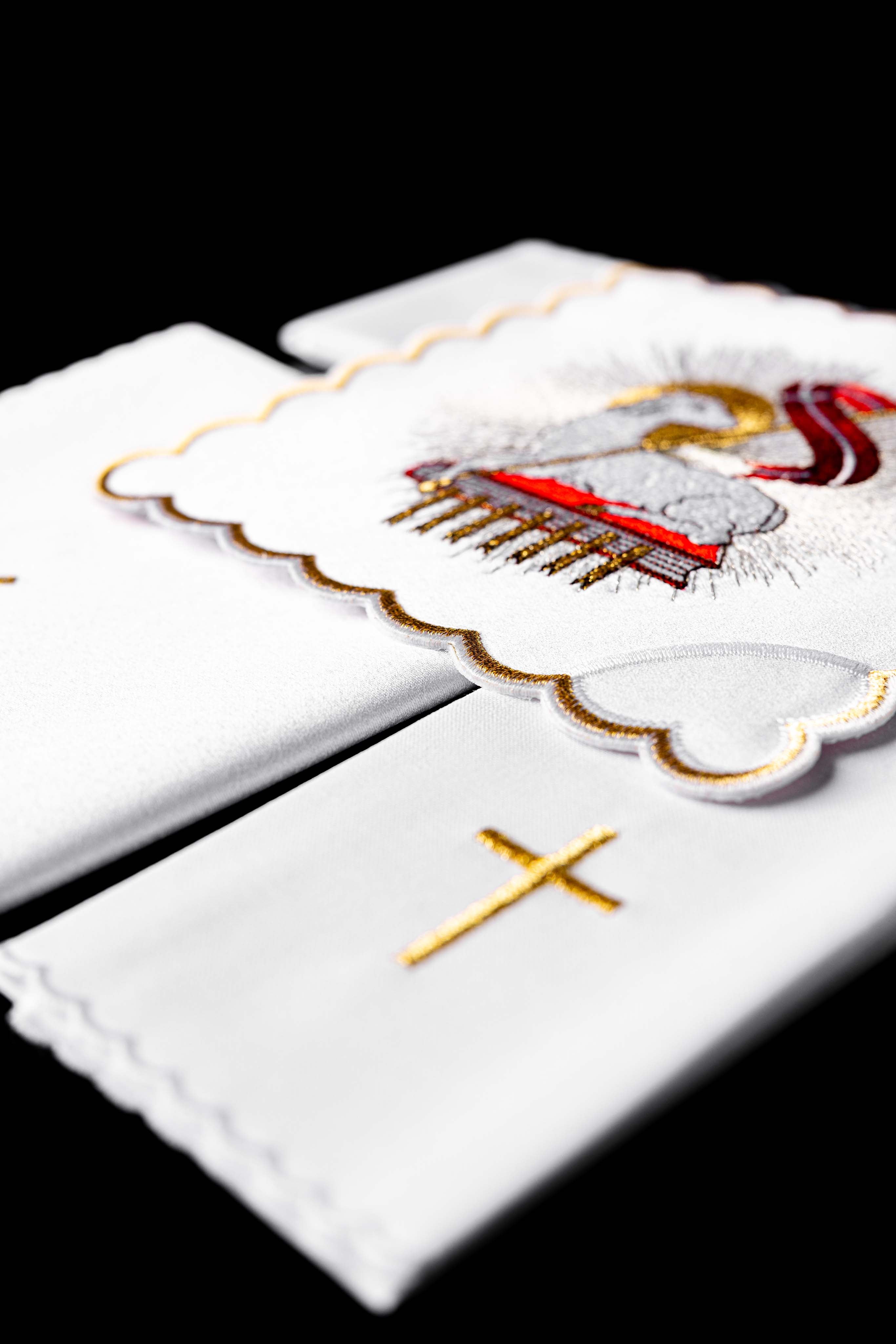 Conjunto de altar com Cordeiro bordado