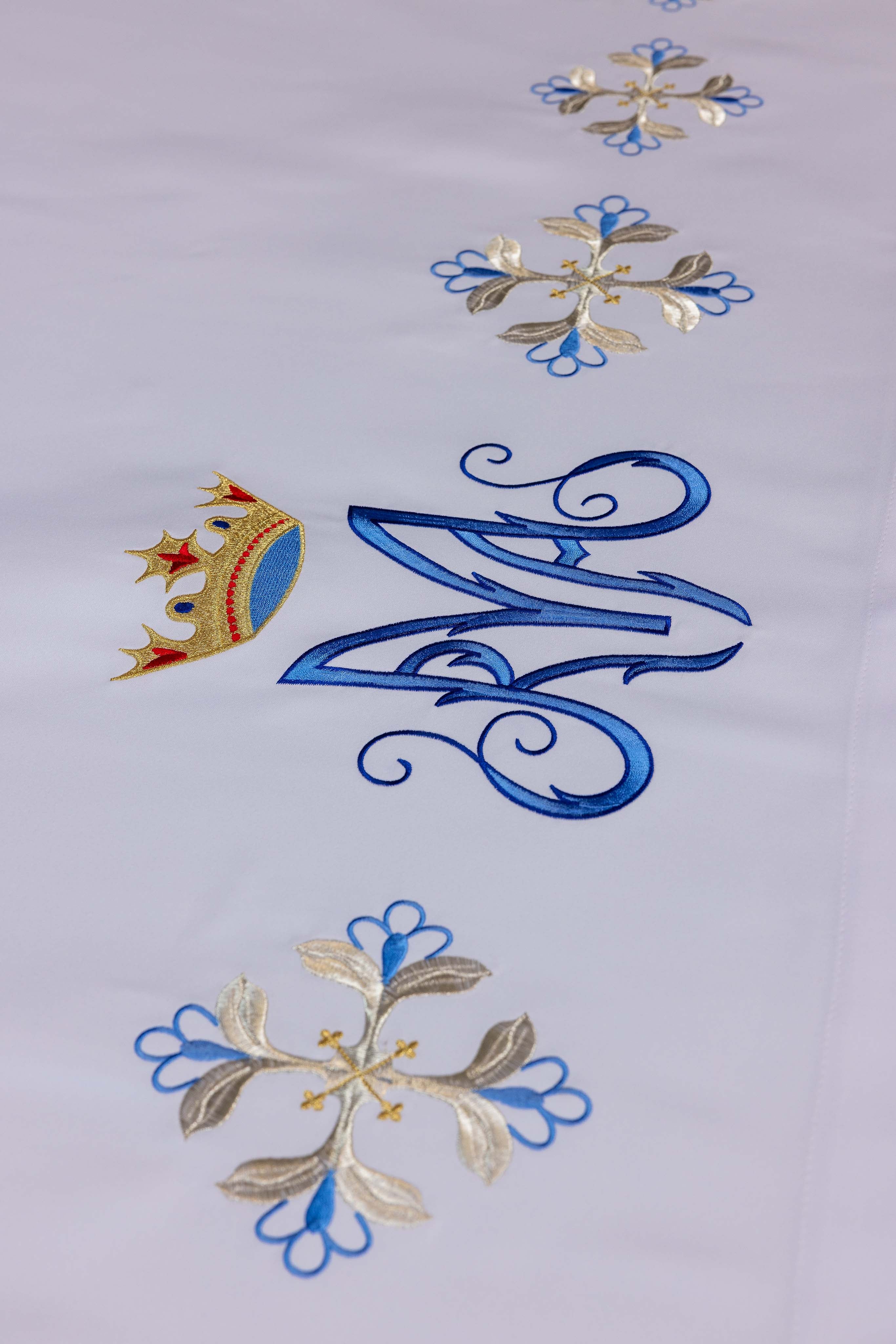 Toalha de altar com bordado frontal em azul mariano
