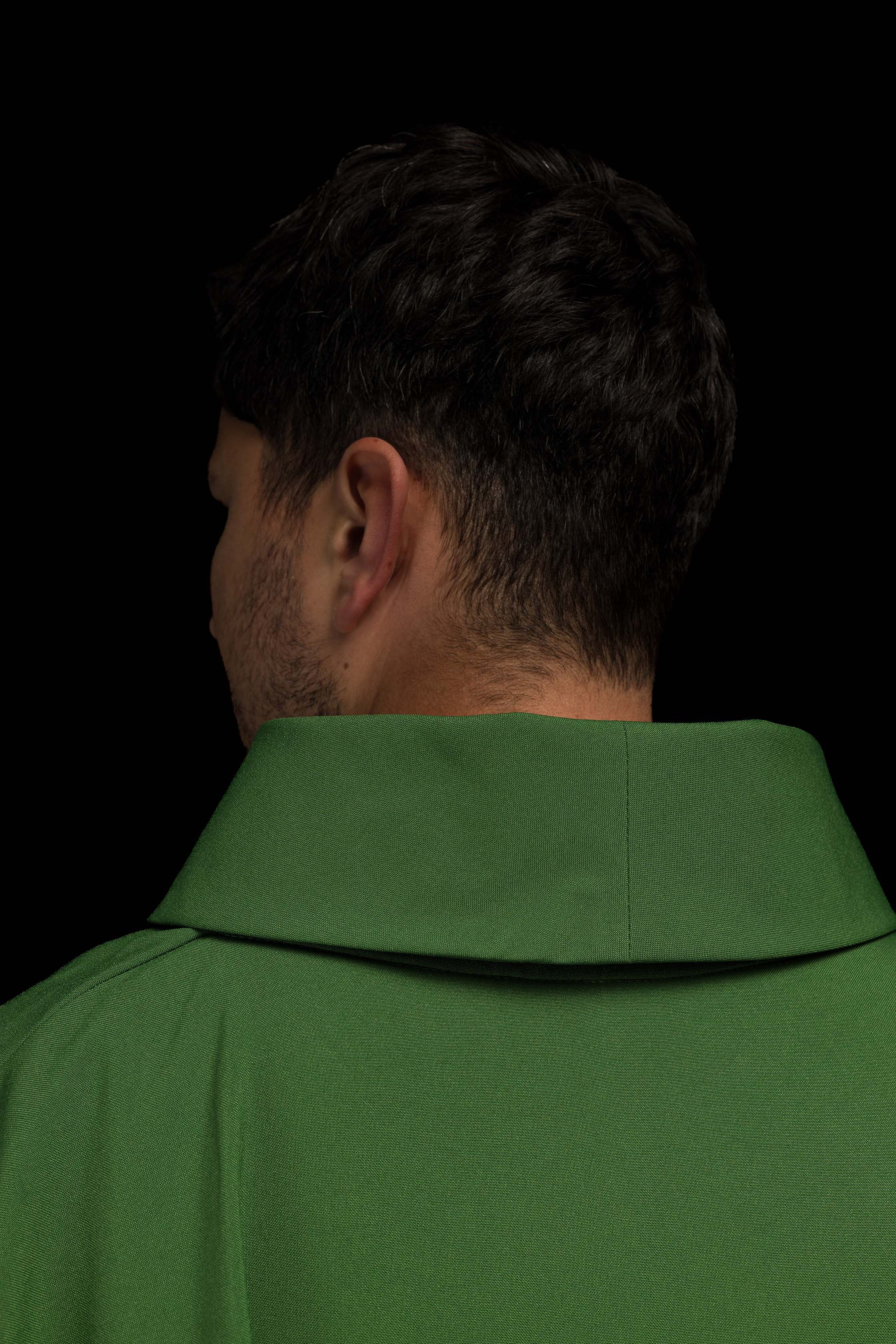 Casula verde com bordado IHS dourado