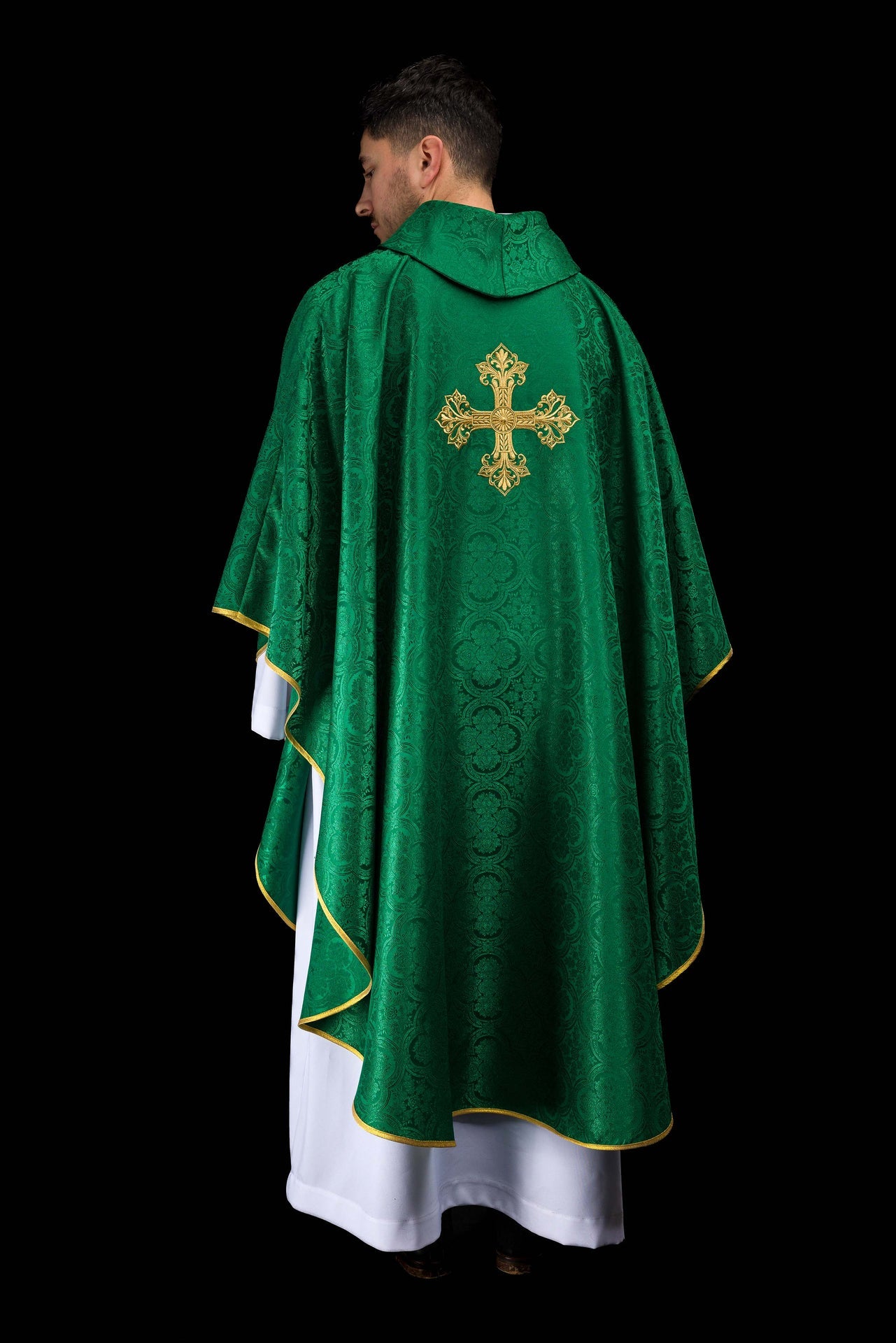Casulla verde con cruz de tejido jacquard