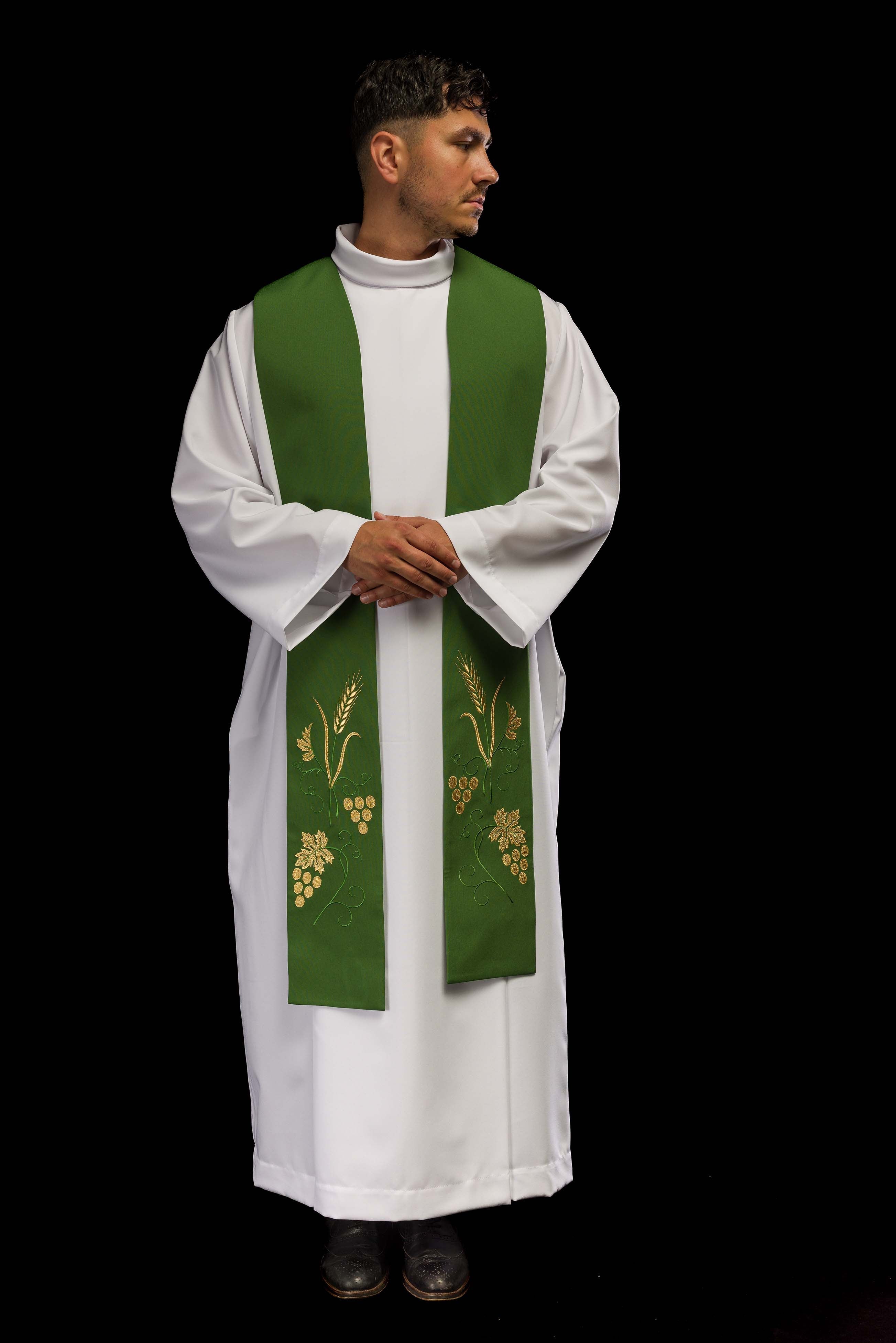 Estola sacerdotal bordada com uvas e espigas em verde