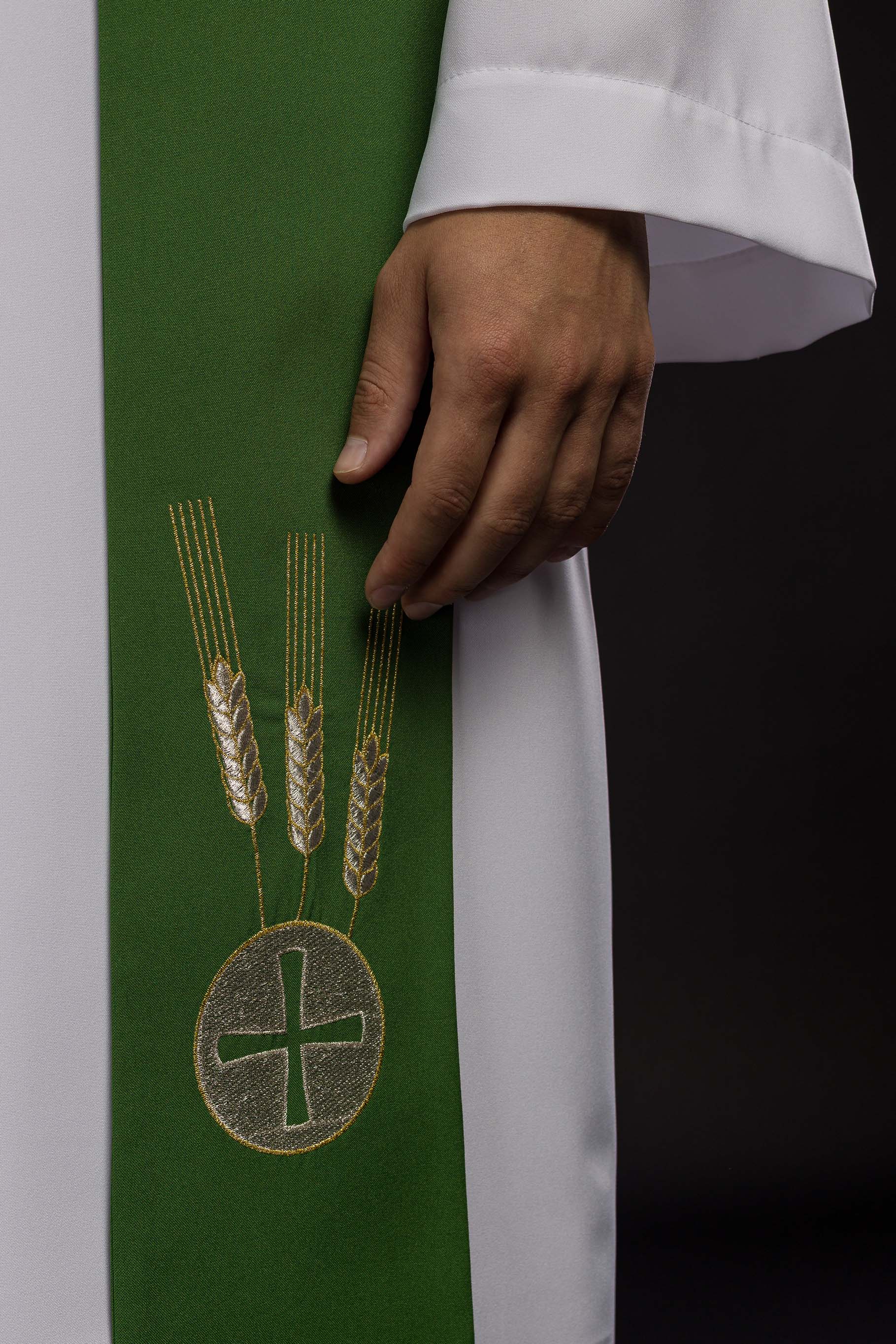 Estola Sacerdotal Verde Bordada Cálice, Espigas e Uvas