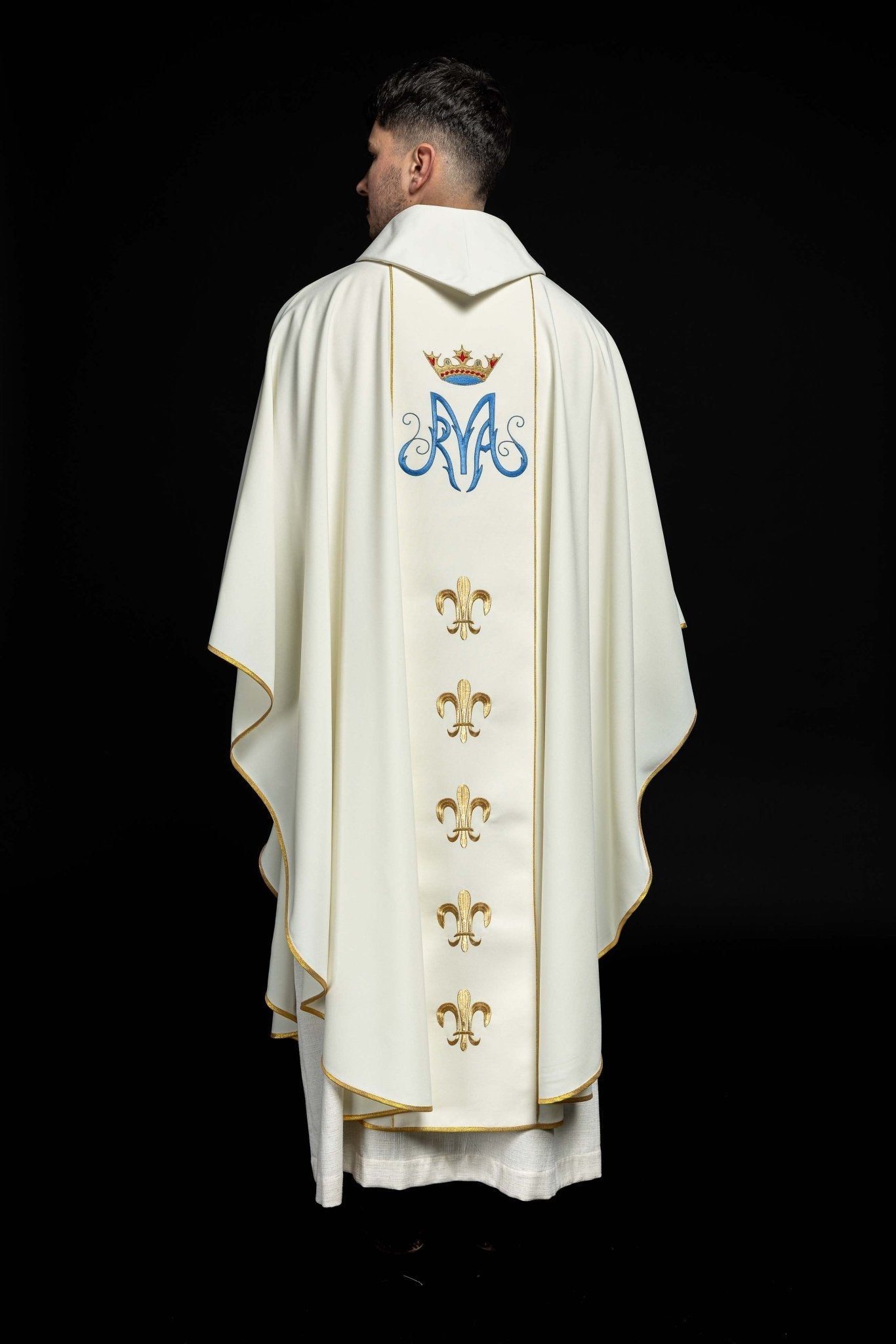 Casulla marfil de Nuestra Señora de Czestochowa KOR/201/05/01 ECRU - CASULLAS.ES