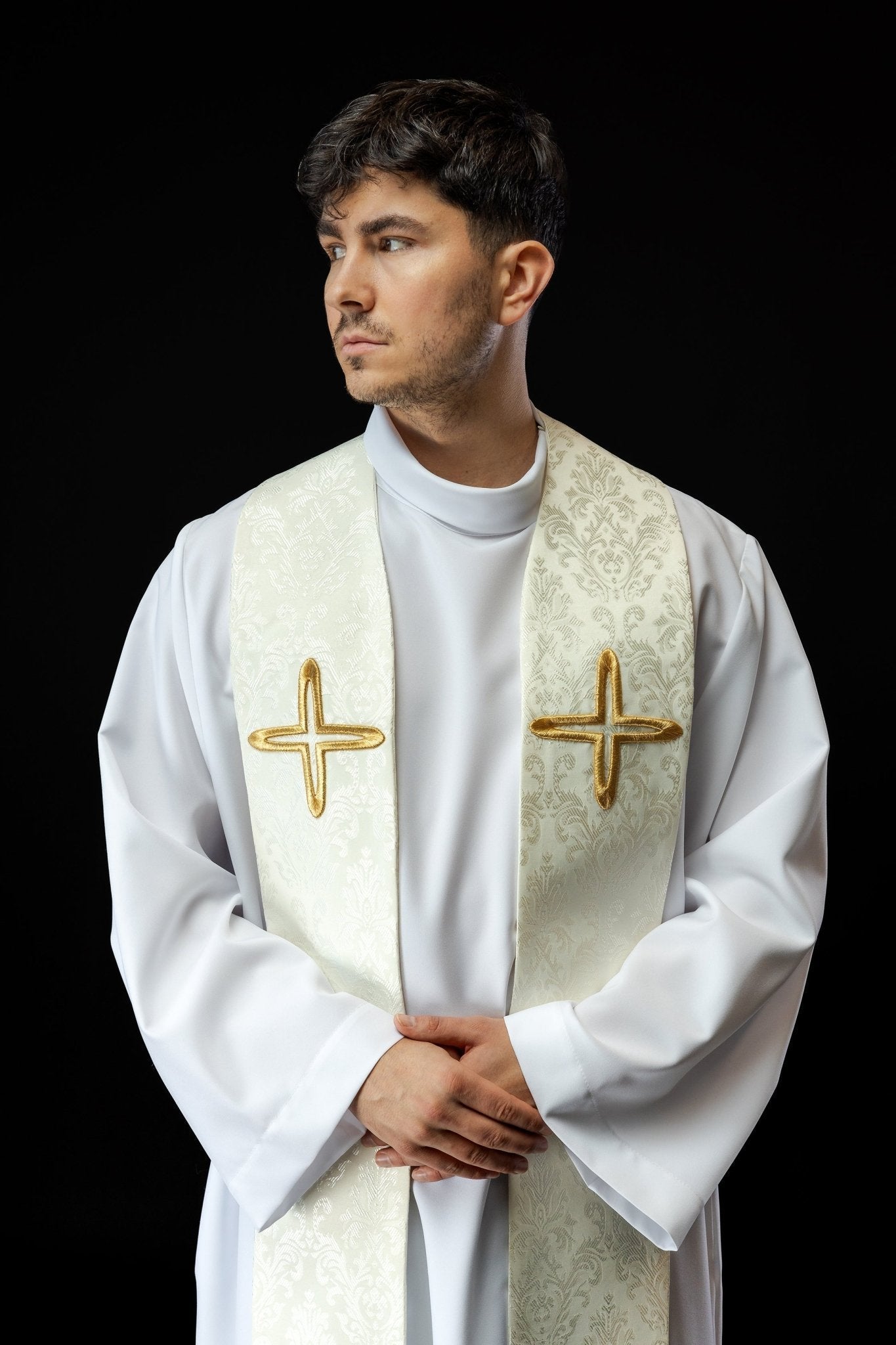 Estola jacquard bordada con motivos cruzados crudo S - 2054 - 05 - 67 - CASULLAS.ES