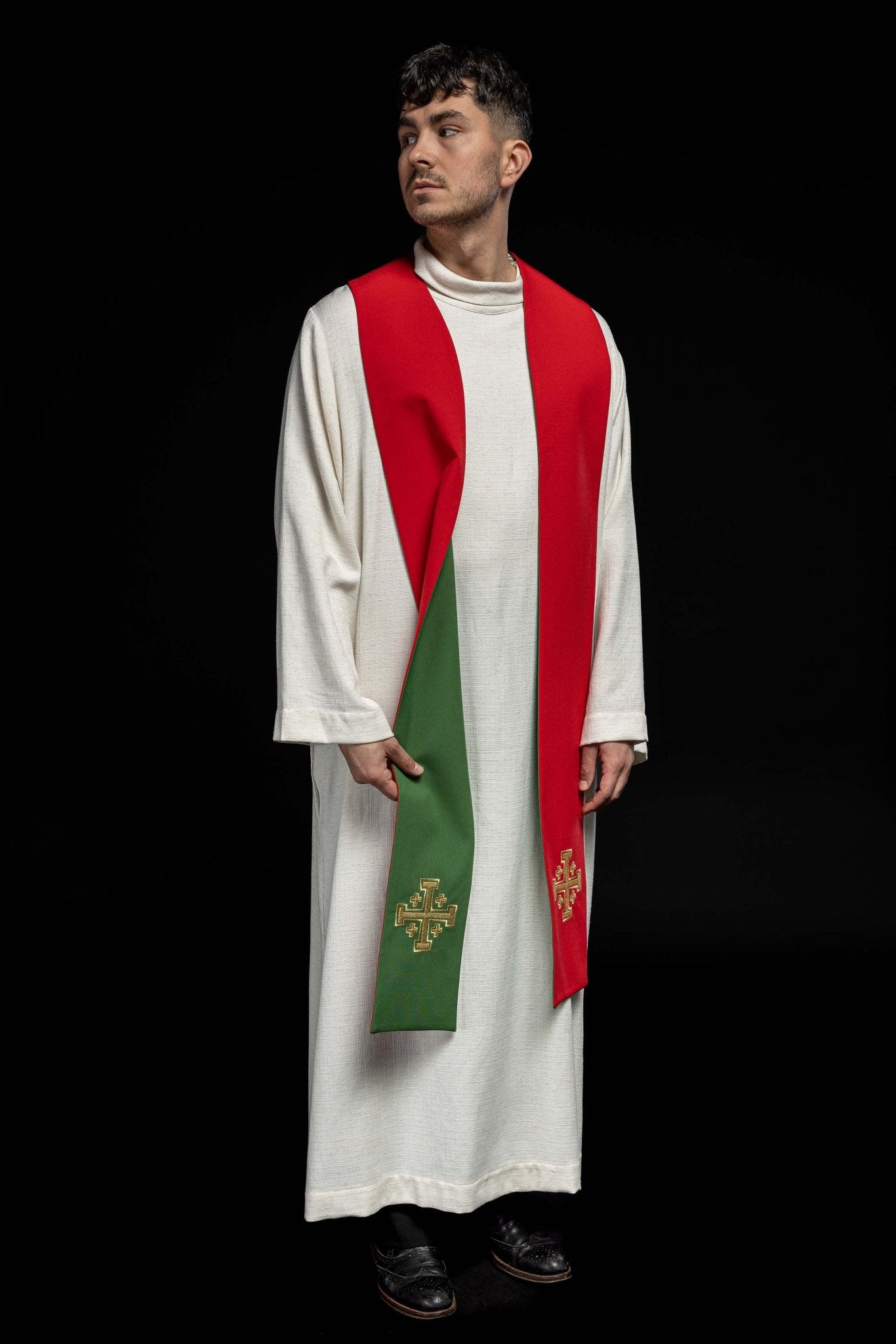 Estola reversible verde - roja bordado Cruz de Jerusalén KST/046/01 - 02/01 - CASULLAS.ES