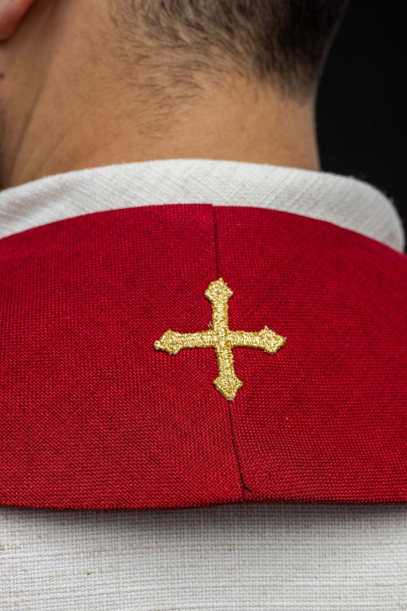 Estola roja terciopelo con bordado Cruz LE/2029/02 - CASULLAS.ES