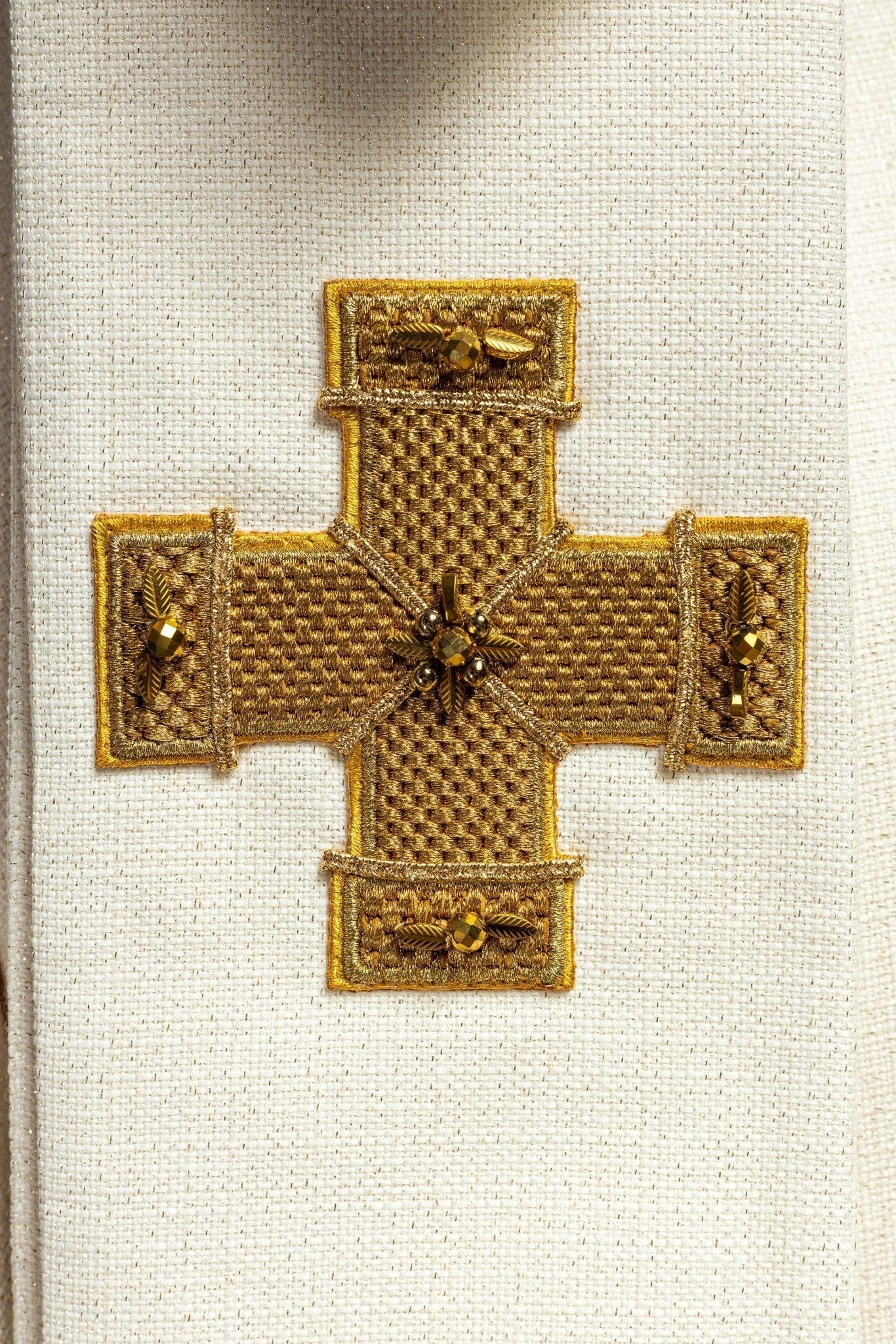 Ornamento hecho a mano con piedras naturales Handmade 7002 HM/7002/05/71 - CASULLAS.ES