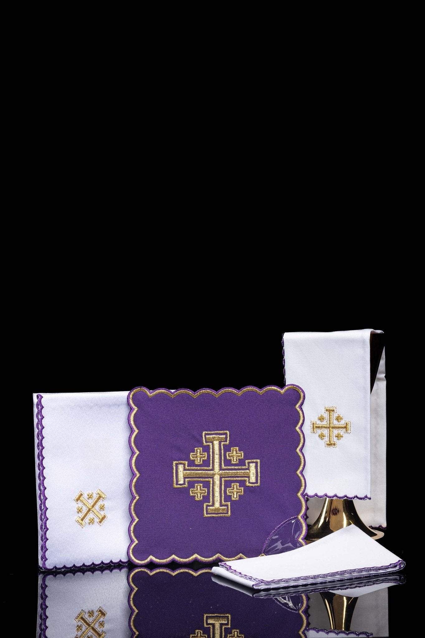 Servicio de altar Cruz de Jerusalén bordada Morado KK/030/03 - CASULLAS.ES