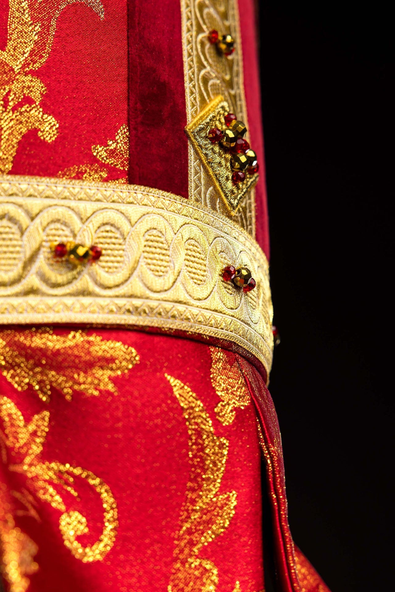 Mitra hecha a mano con piedras naturales Handmade 9003