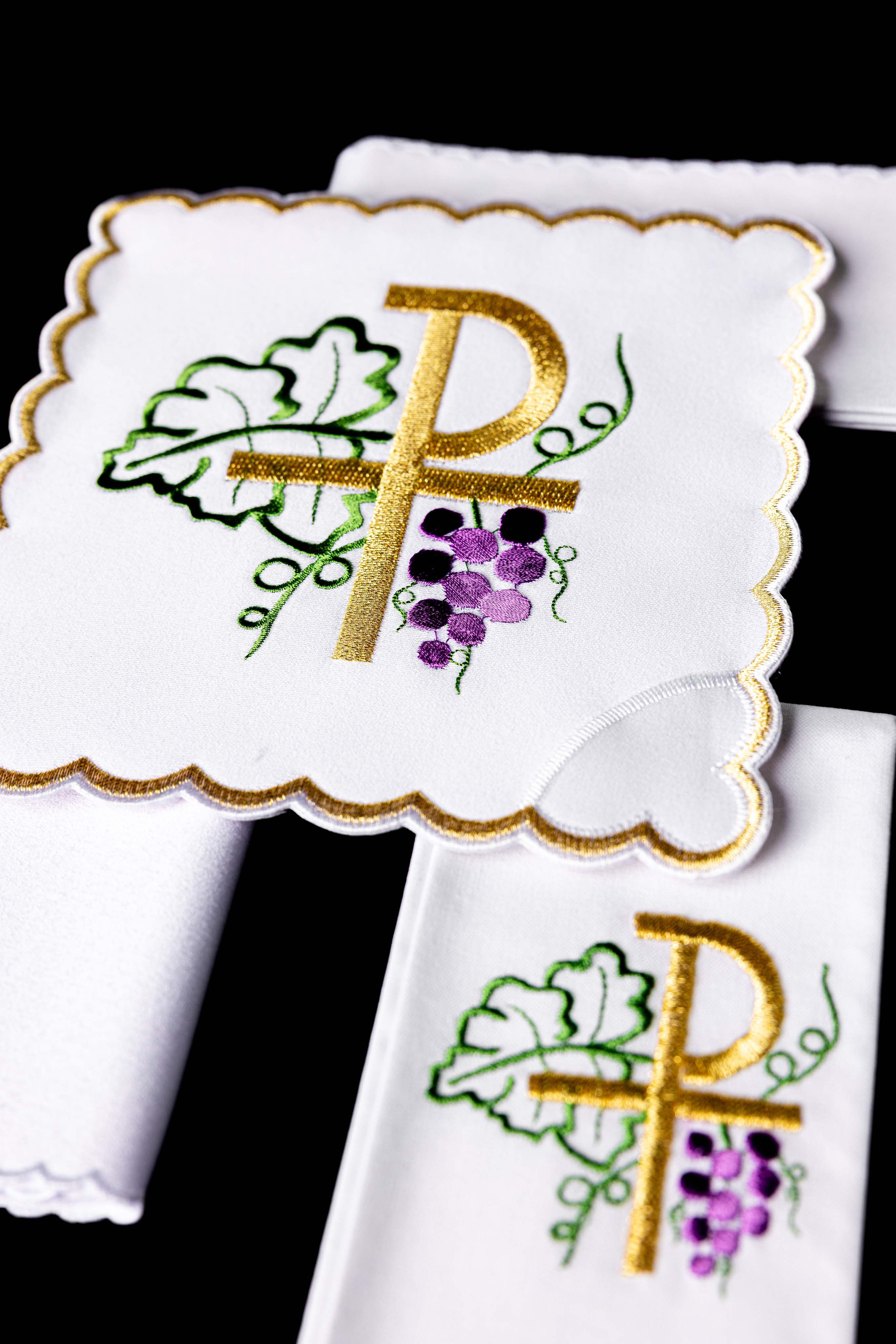 Conjunto de altar com bordado PAX e Uvas