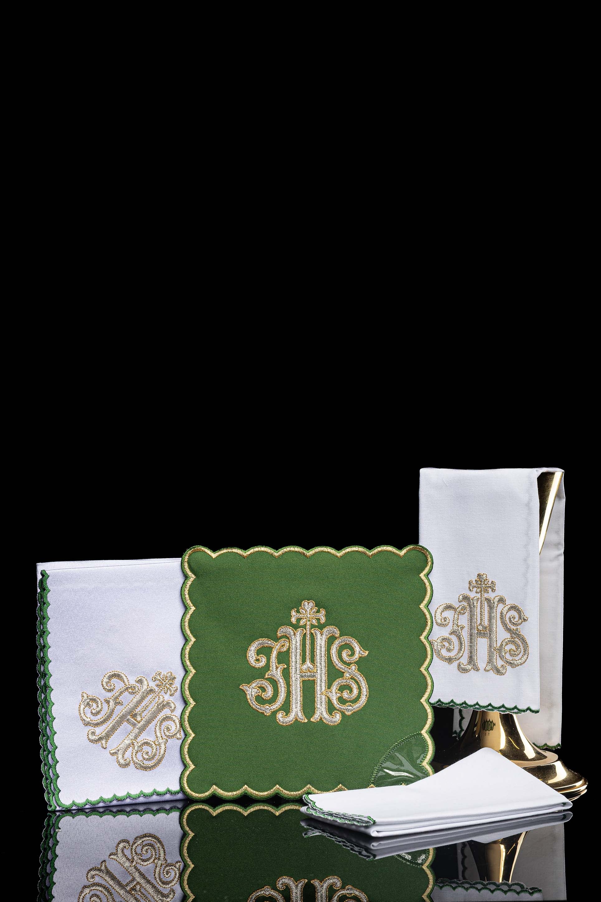 Serviço de altar bordado IHS, manto verde