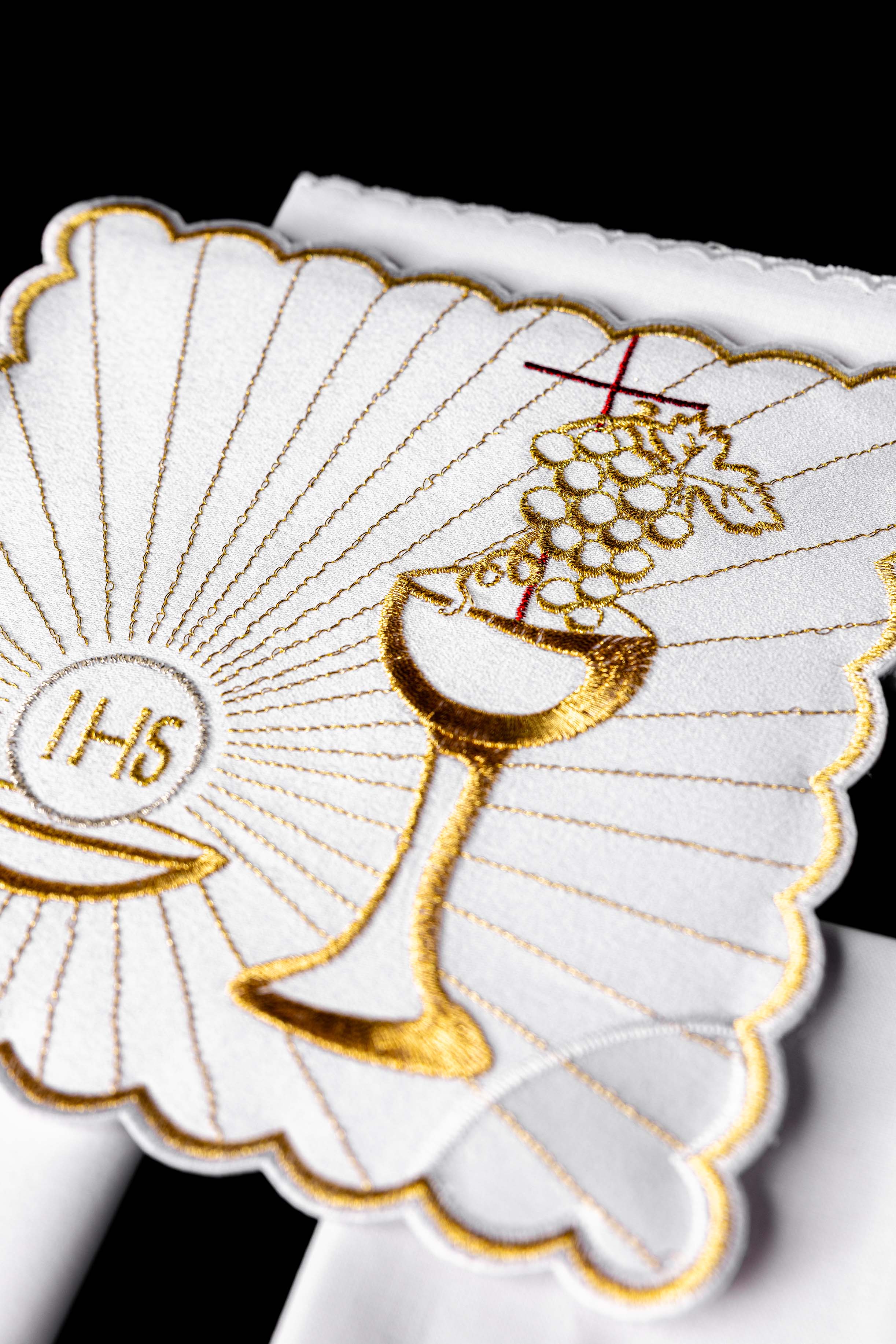 Conjunto de altar com bordado eucarístico