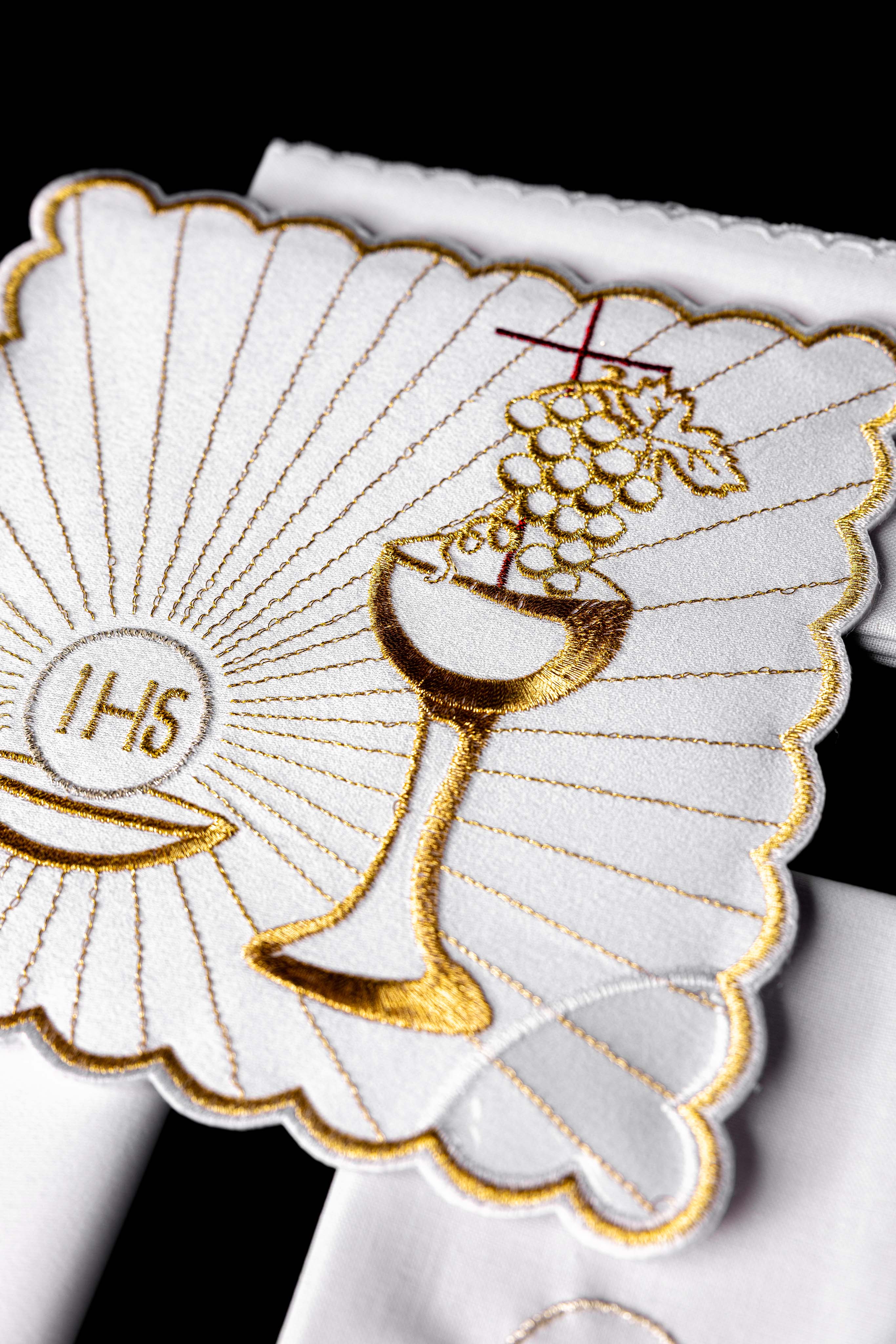 Conjunto de altar com bordado eucarístico