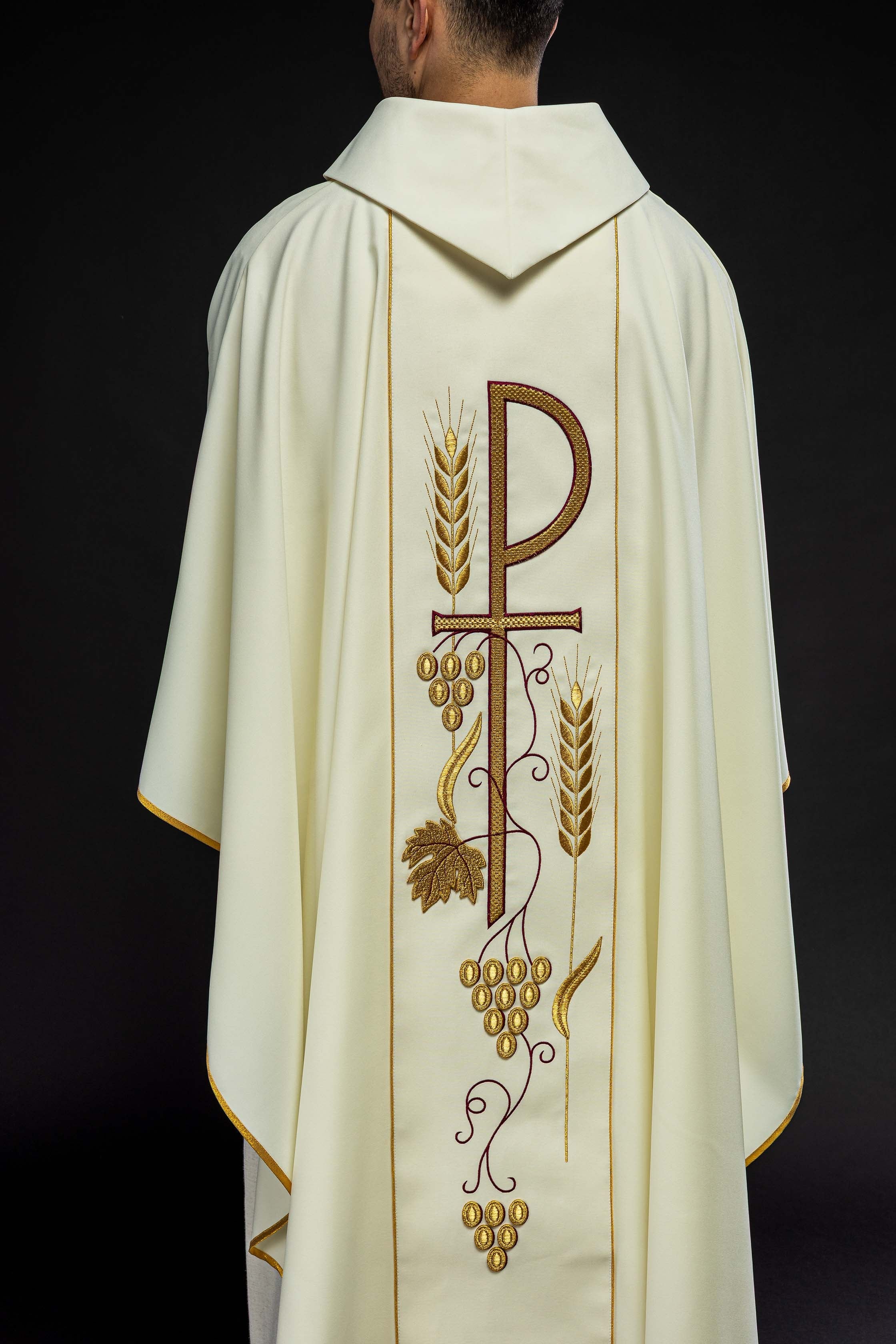 paramentos litúrgicos sacerdotais - casulas - estolas - capas - casulas.pt