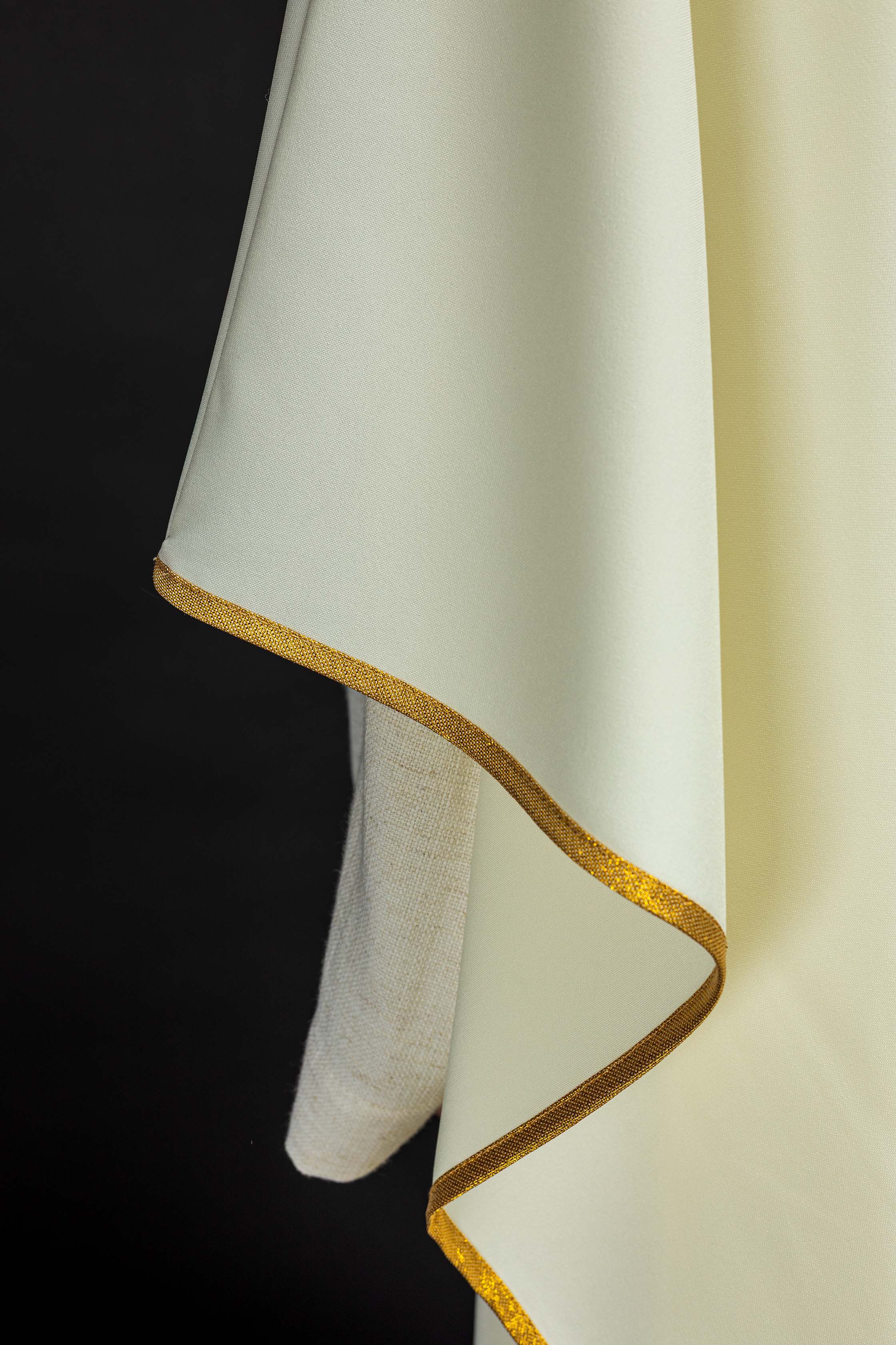 paramentos litúrgicos sacerdotais - casulas - estolas - capas - casulas.pt