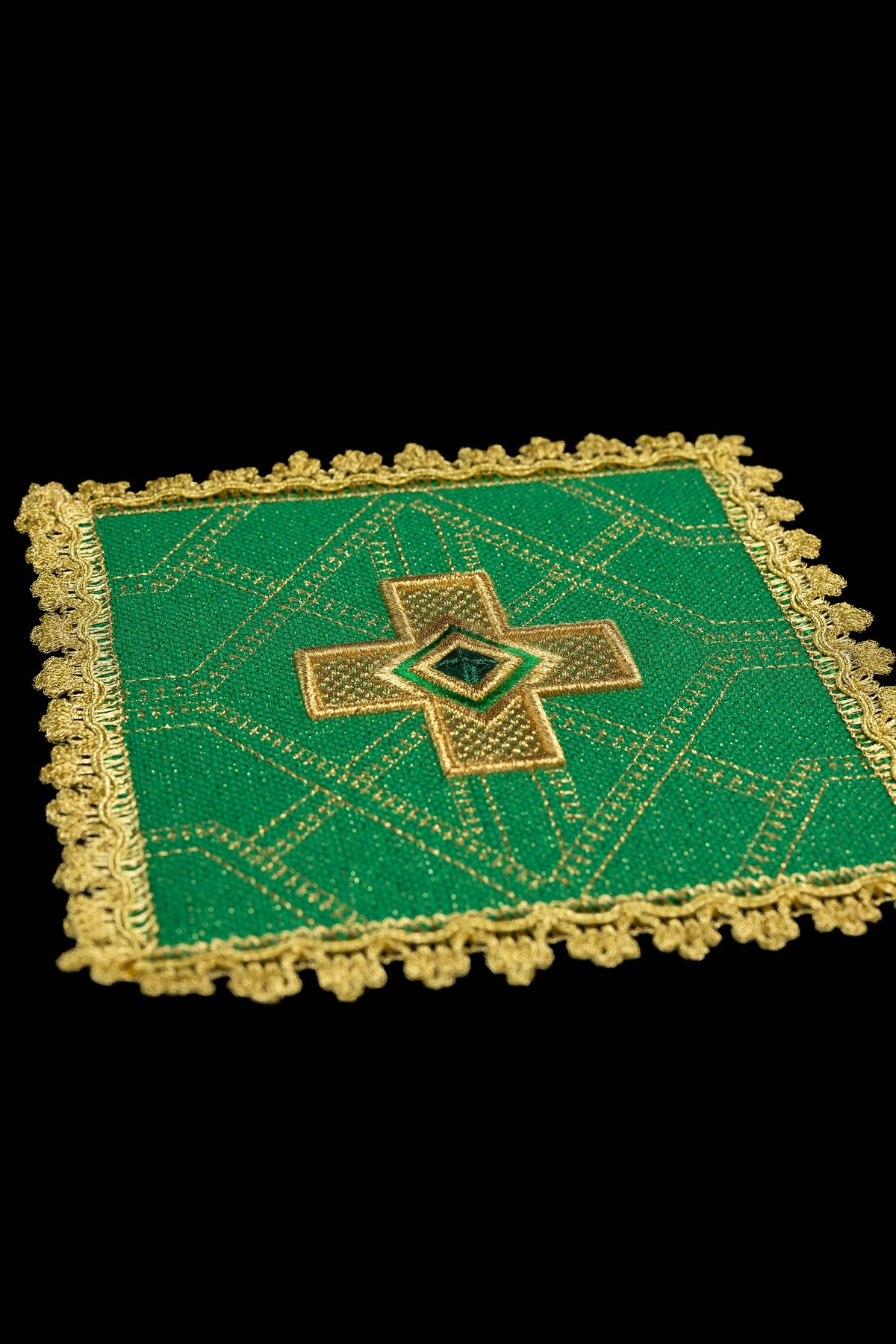 Conjunto de 4 palas bordadas a dourado - quatro cores