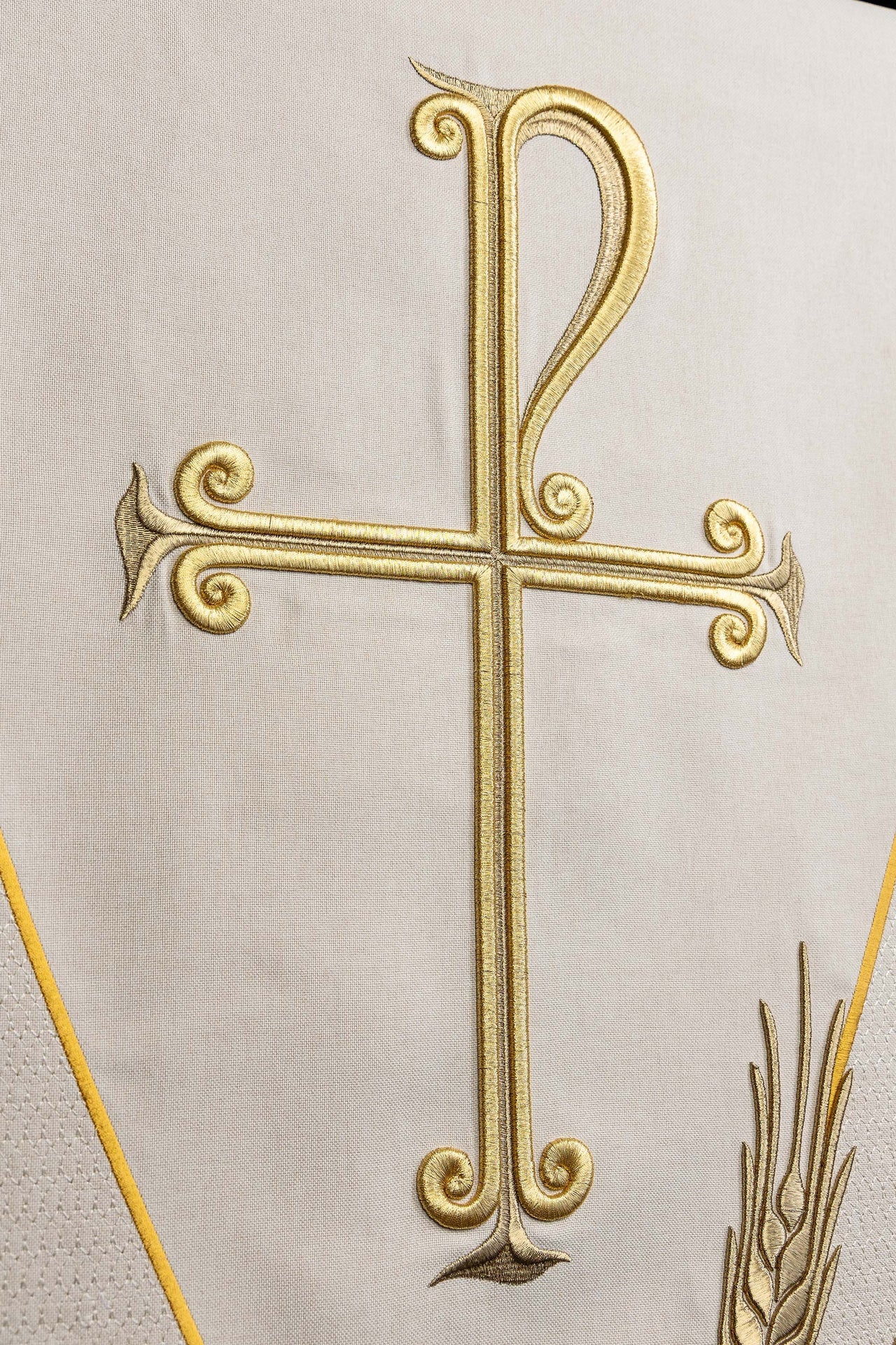 Paño para ambón color crudo con bordado PAX