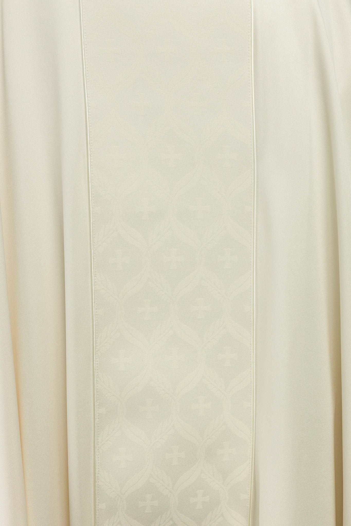 Casulla écru con banda jacquard decorada con cruces KOR/402/05/53 - CASULLAS.ES