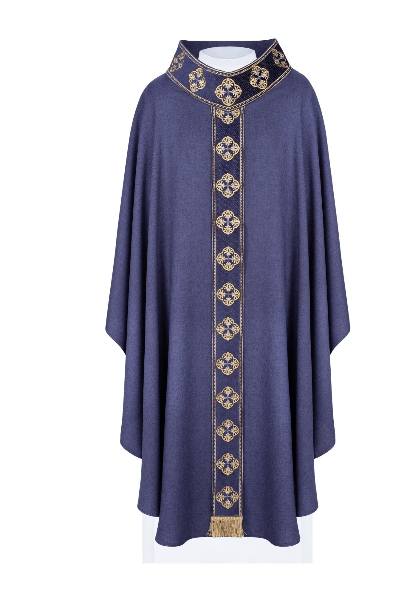 Casulla morada con cinturón bordado con cruces y cuello S - 7069 - 03 - 70 - CASULLAS.ES
