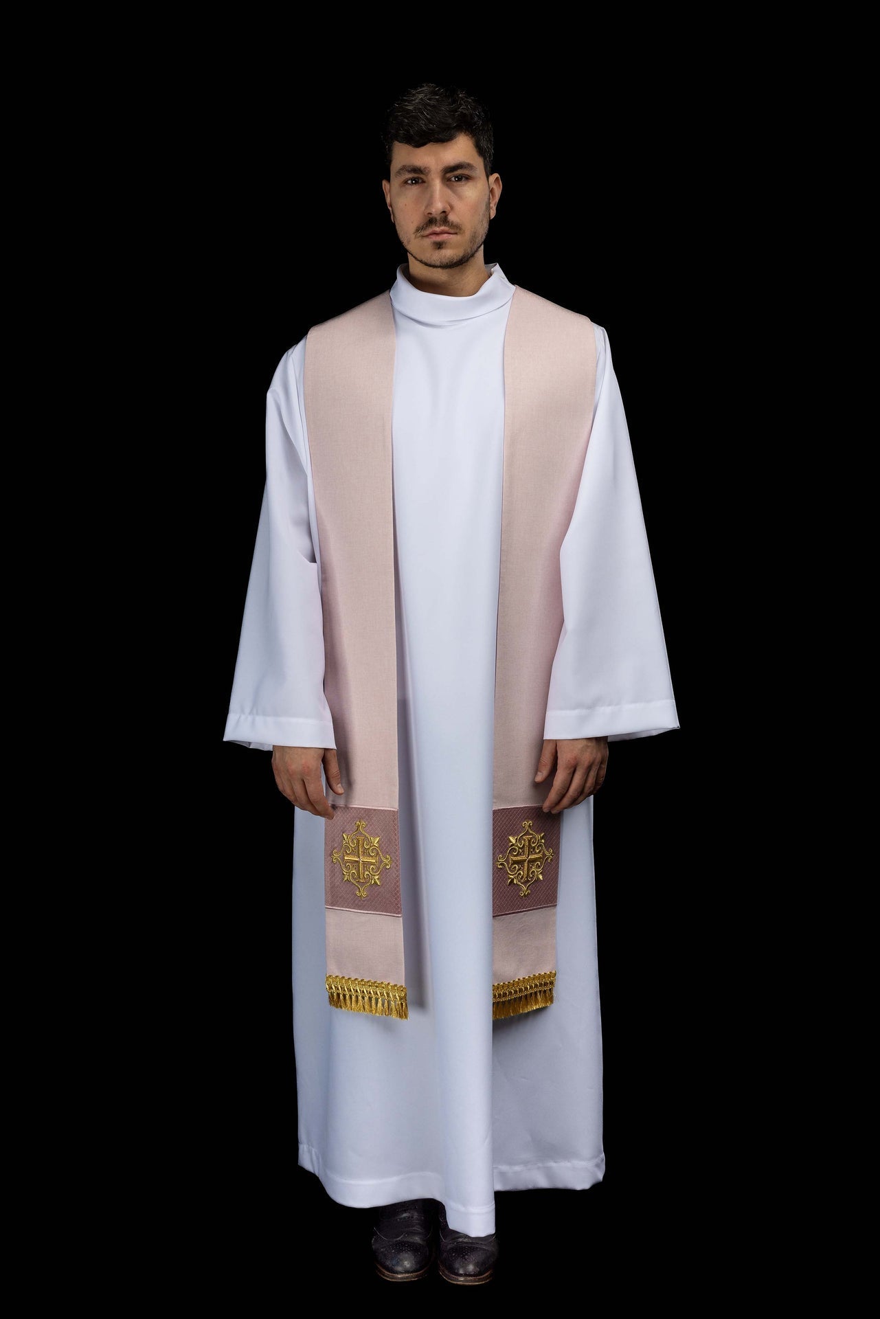 Estola bordada con símbolo de cruz de terciopelo rosa LE/2029/08 - CASULLAS.ES