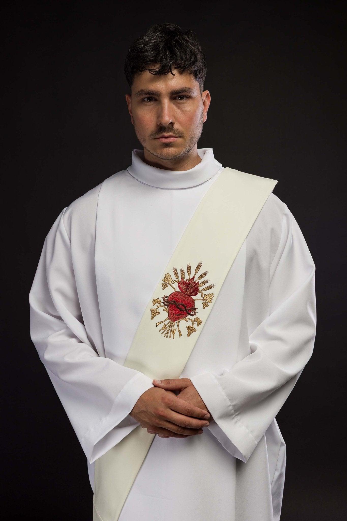Estola diaconal con bordado del Corazón de Jesús KSD/137/05/01 ECRU - CASULLAS.ES