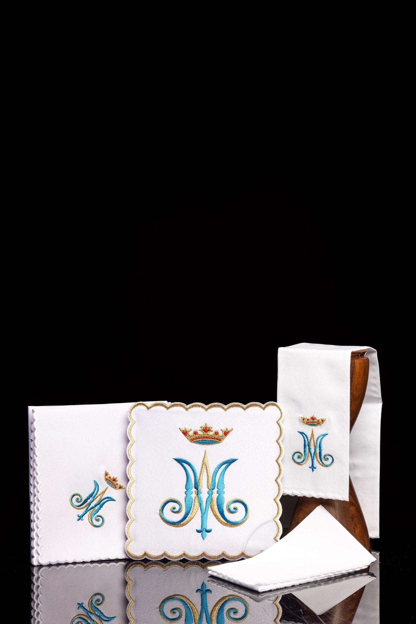 Juego de altar bordado Mariano KK/164 - CASULLAS.ES
