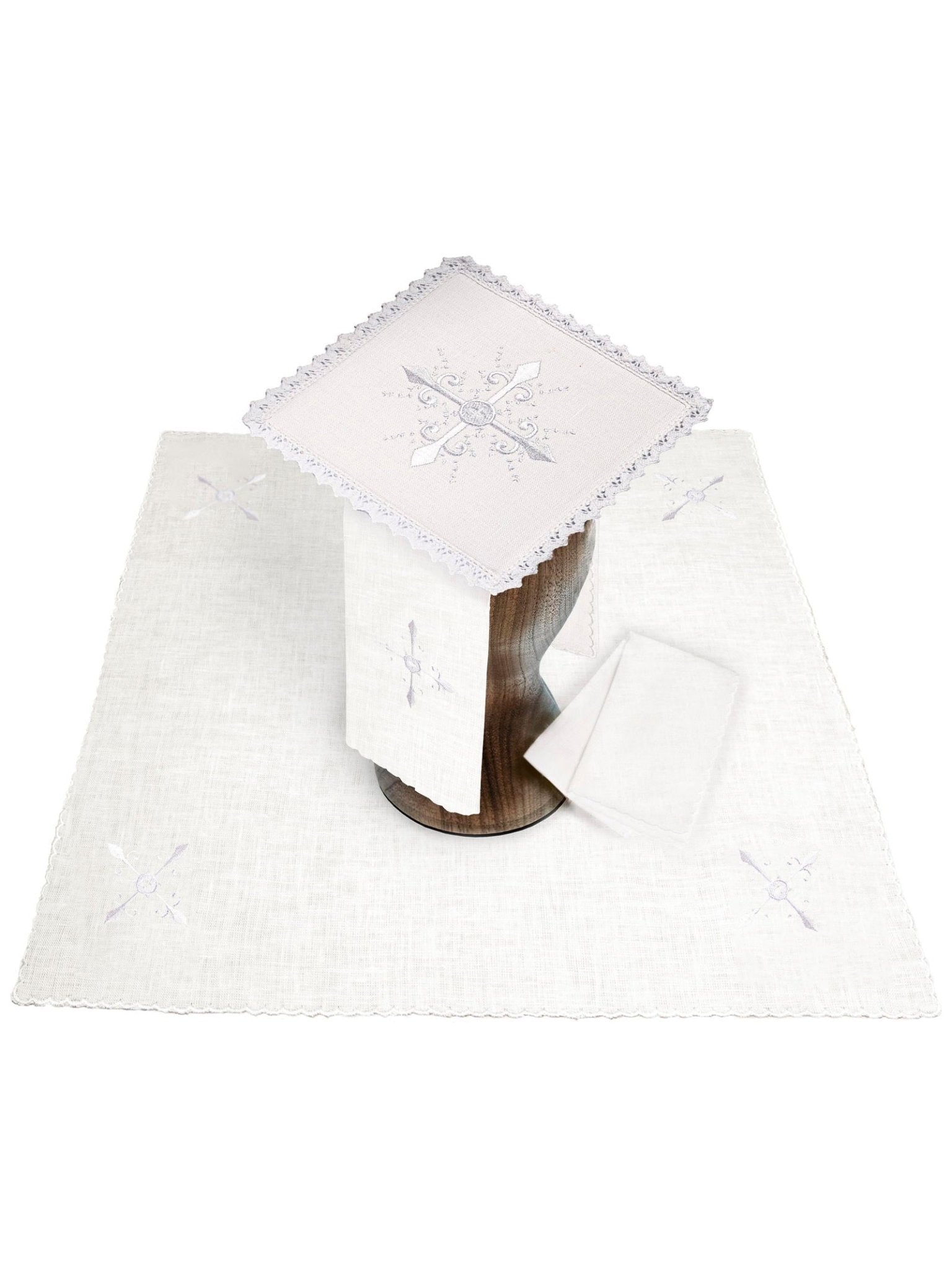 Juego de altar lino con sencillo bordado Cruz KKL/057 - CASULLAS.ES