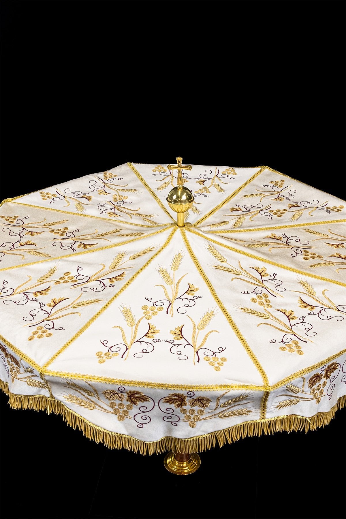 Paraguas procesional para sacerdote bordado uvas y espigas KPP/001/05/20 o 100cm ECRU SAT. - CASULLAS.ES
