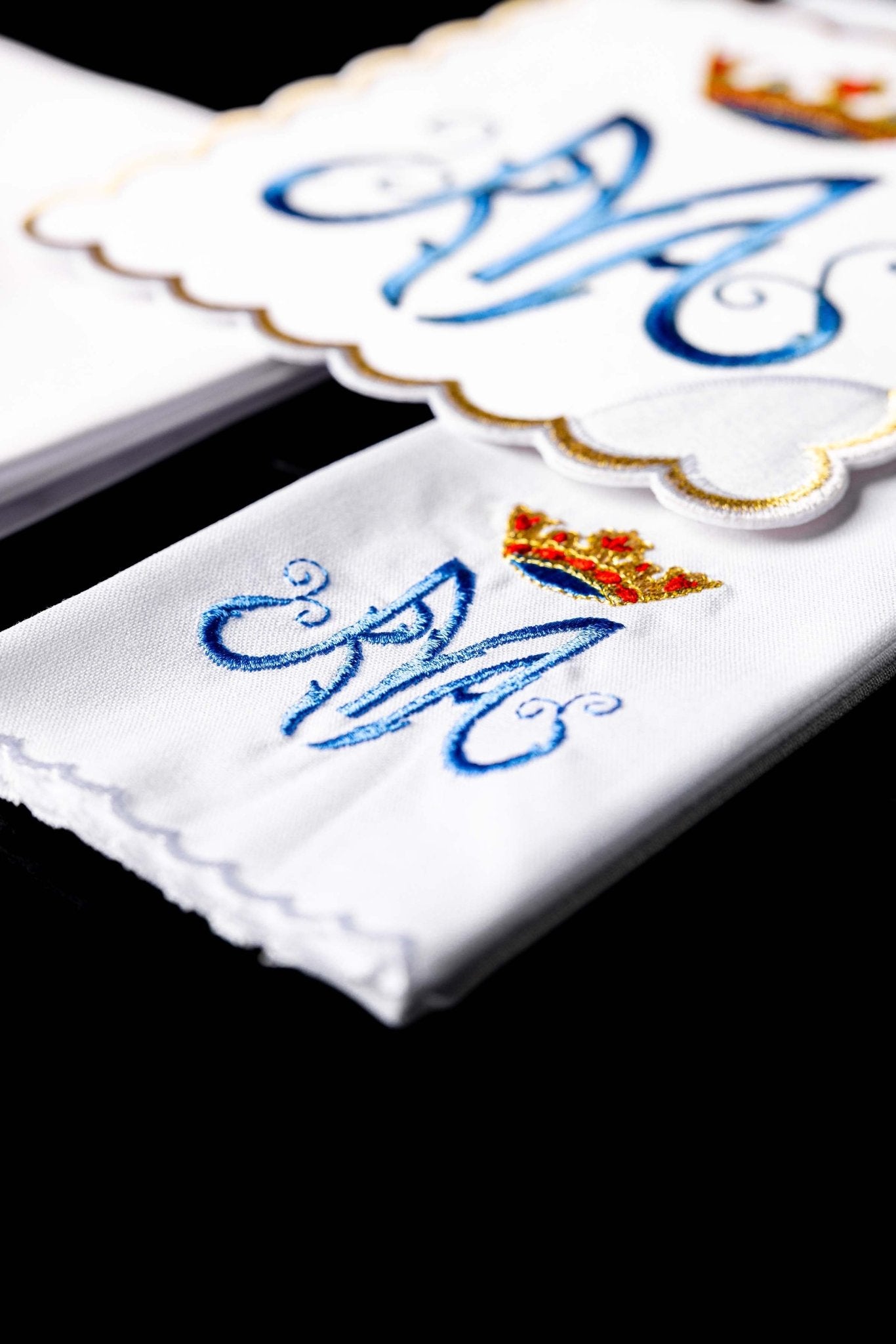 Servicio de altar mariano bordado azul KK/003/C1 - CASULLAS.ES